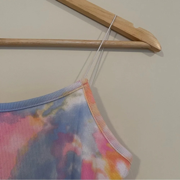 ☀️NWT ONE STEP UP Vintage Tie Dye Camisole Tank Top - Picture 3 of 6